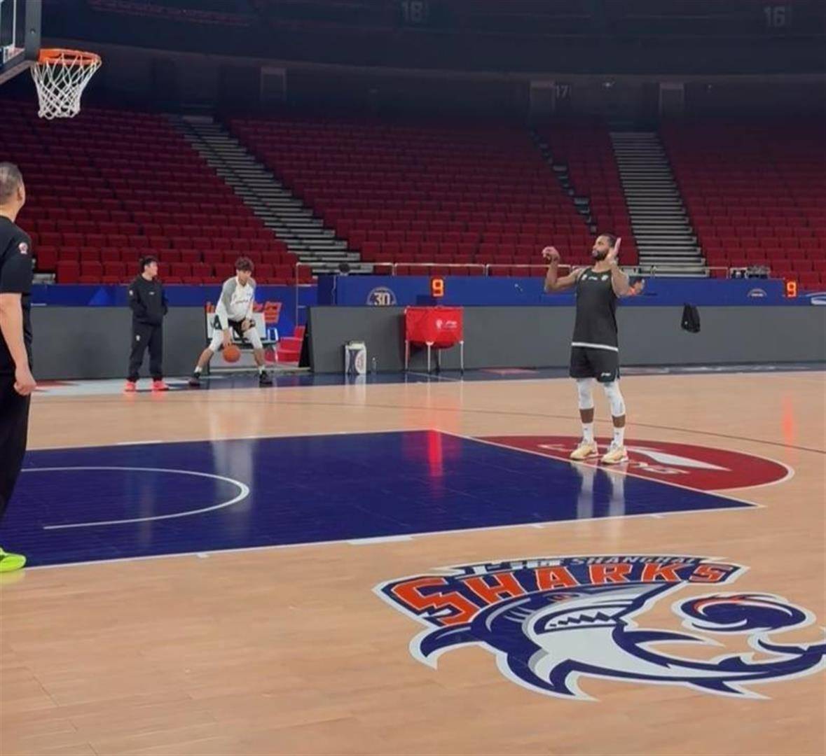 开元棋牌app下载-洛杉矶湖人队逆转赢球