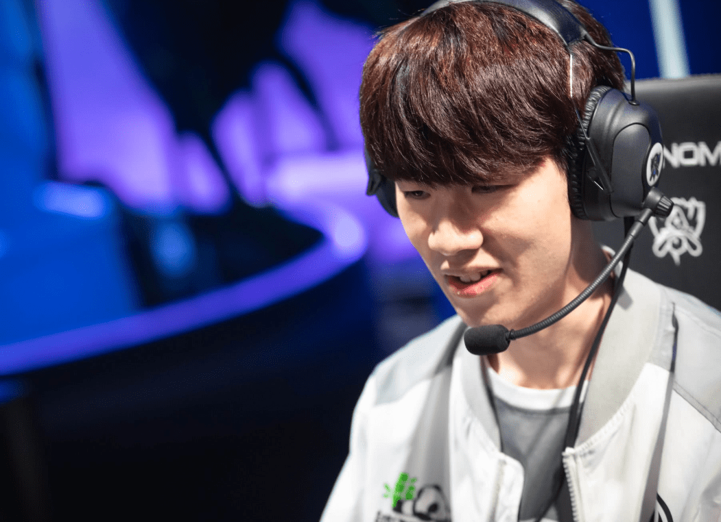 开元棋牌app下载-独行侠球迷高喊东契奇mvp