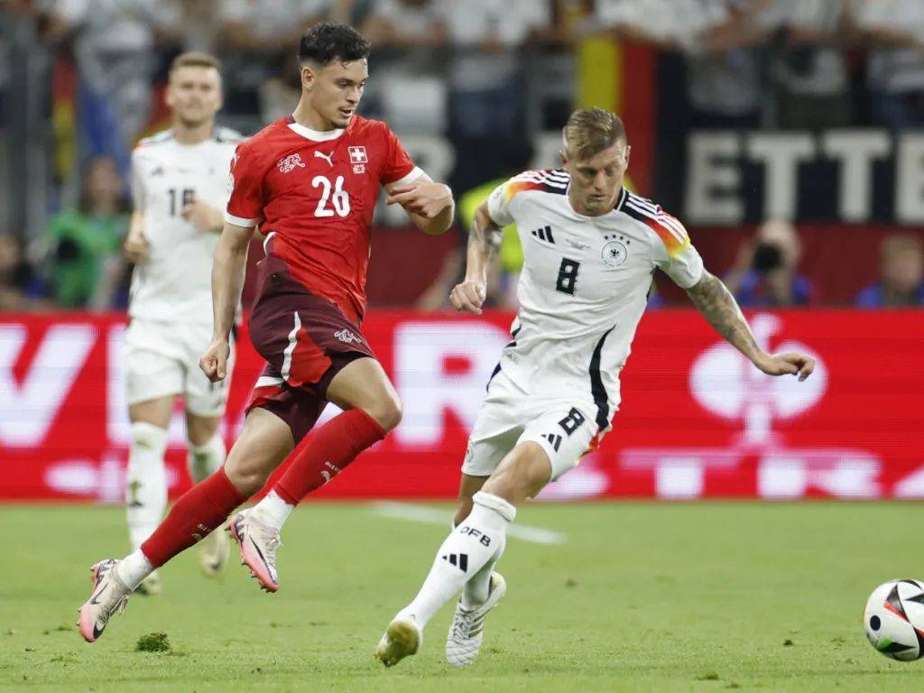 丹麦队在对阵瑞士比赛中全力以赴的是谁