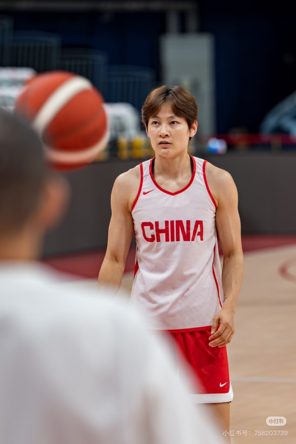 日本男篮新秀崭露头角,备战奥运选拔赛的是谁