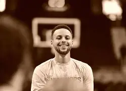 开元棋牌app下载-开拓者主场险胜掘金