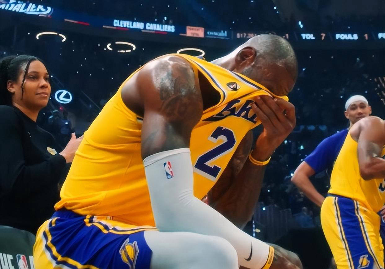 KY Game Card-詹姆斯湖人首战