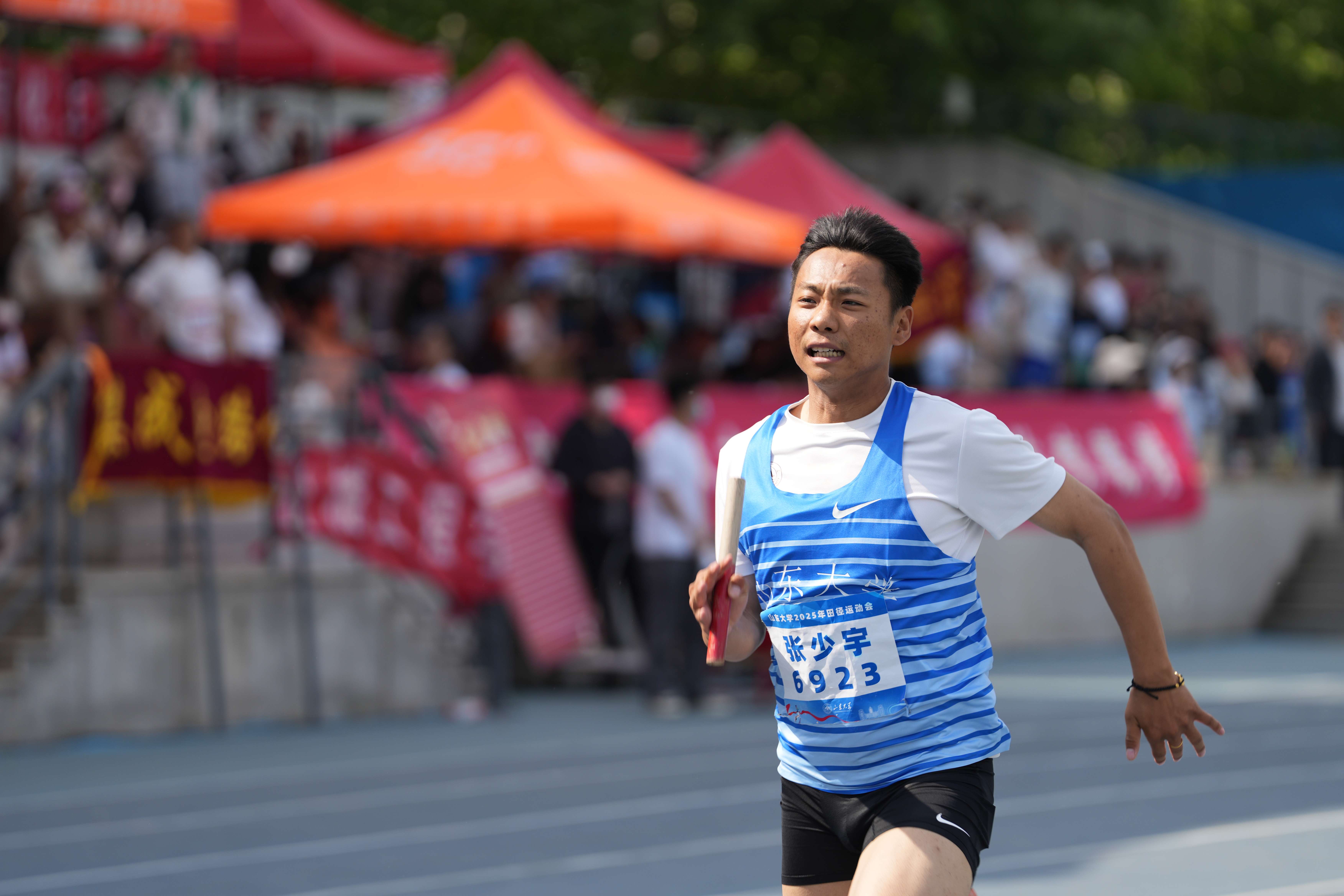 开元棋牌-比赛队员的顽强拼搏