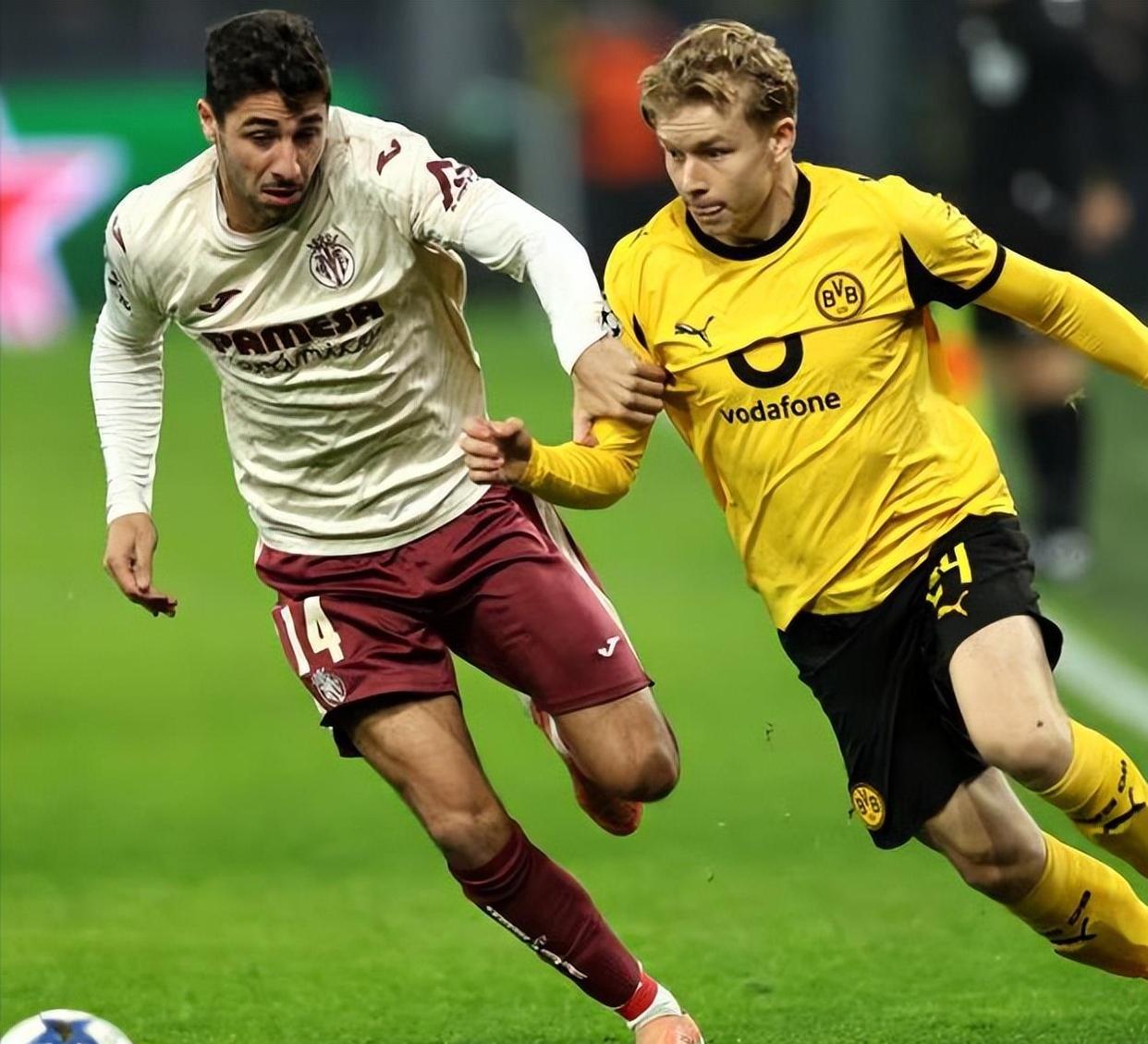 阿贾克斯对兹沃勒比赛结果