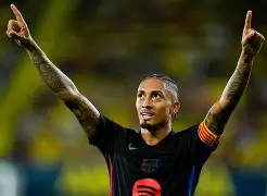 开元棋牌app下载-捷克球员踢进制胜球,为球队锁定胜局,成为英雄